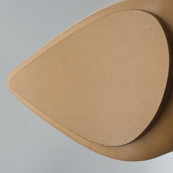 566- Salone Monet Anita Nude Suede Heels Women’s Size 11M NWT w/ Box - Picture 11 of 16